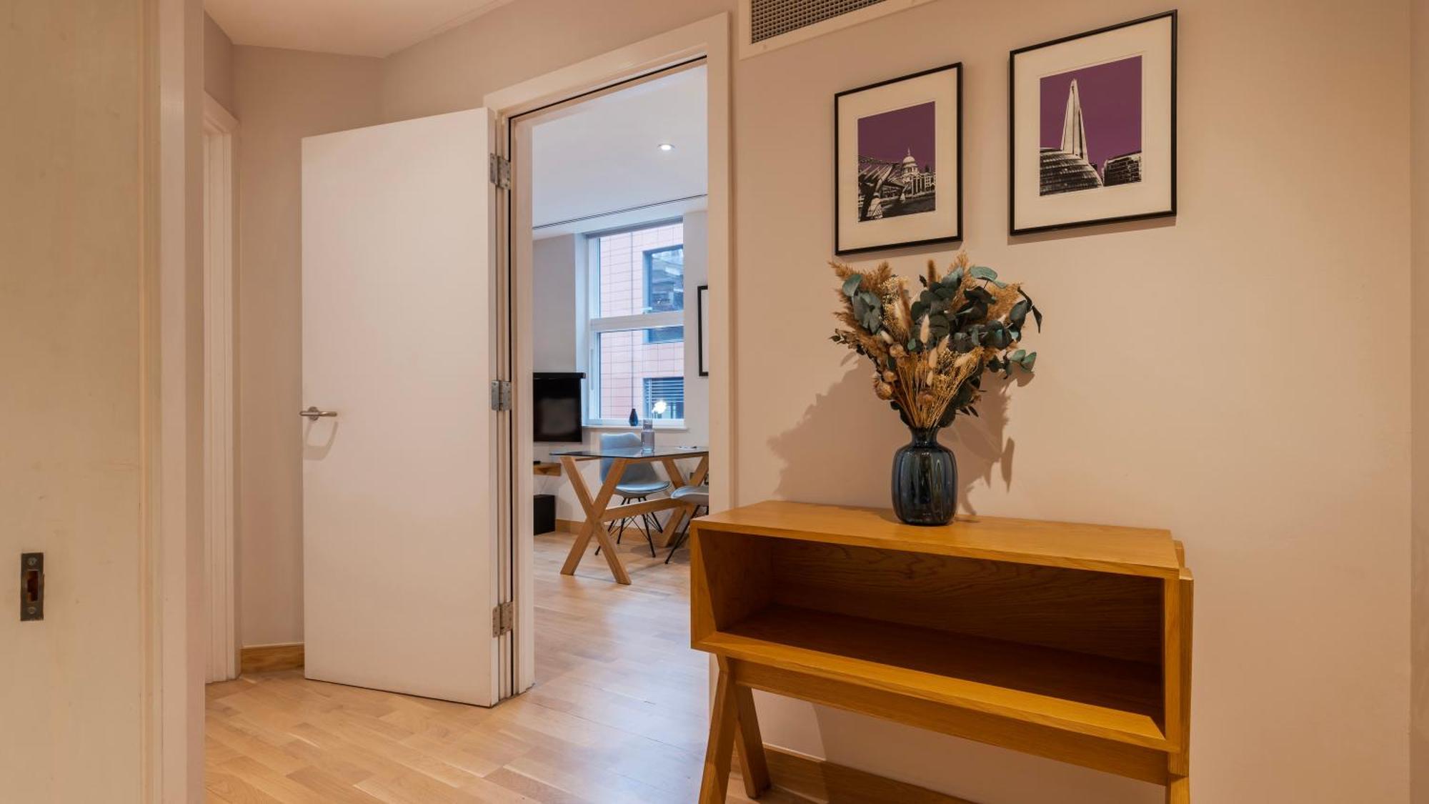 Barbican Serviced Apartments By Lovelystay 伦敦 外观 照片