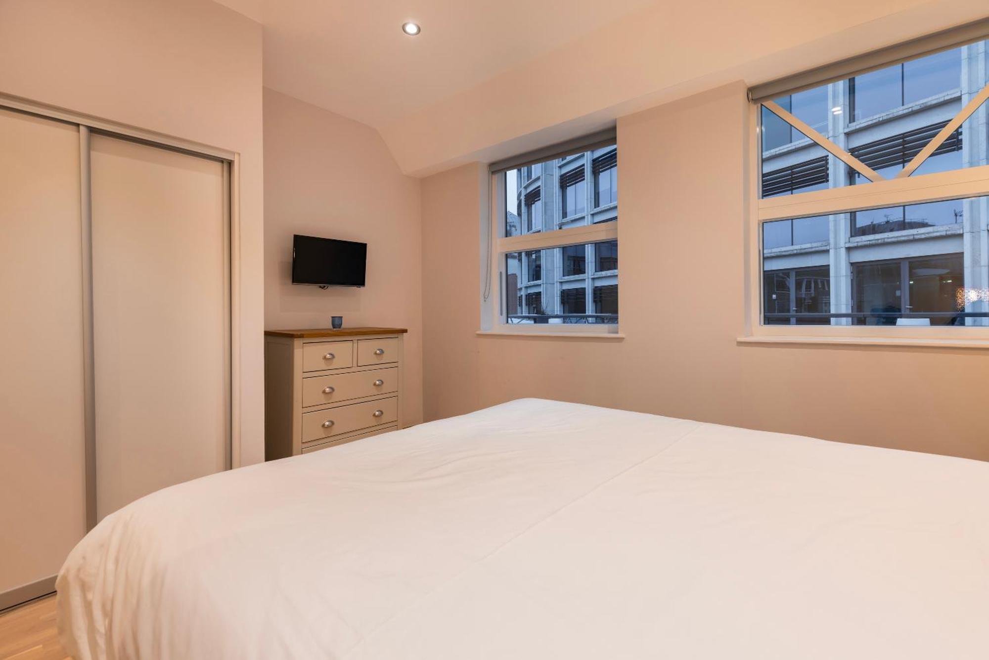 Barbican Serviced Apartments By Lovelystay 伦敦 客房 照片