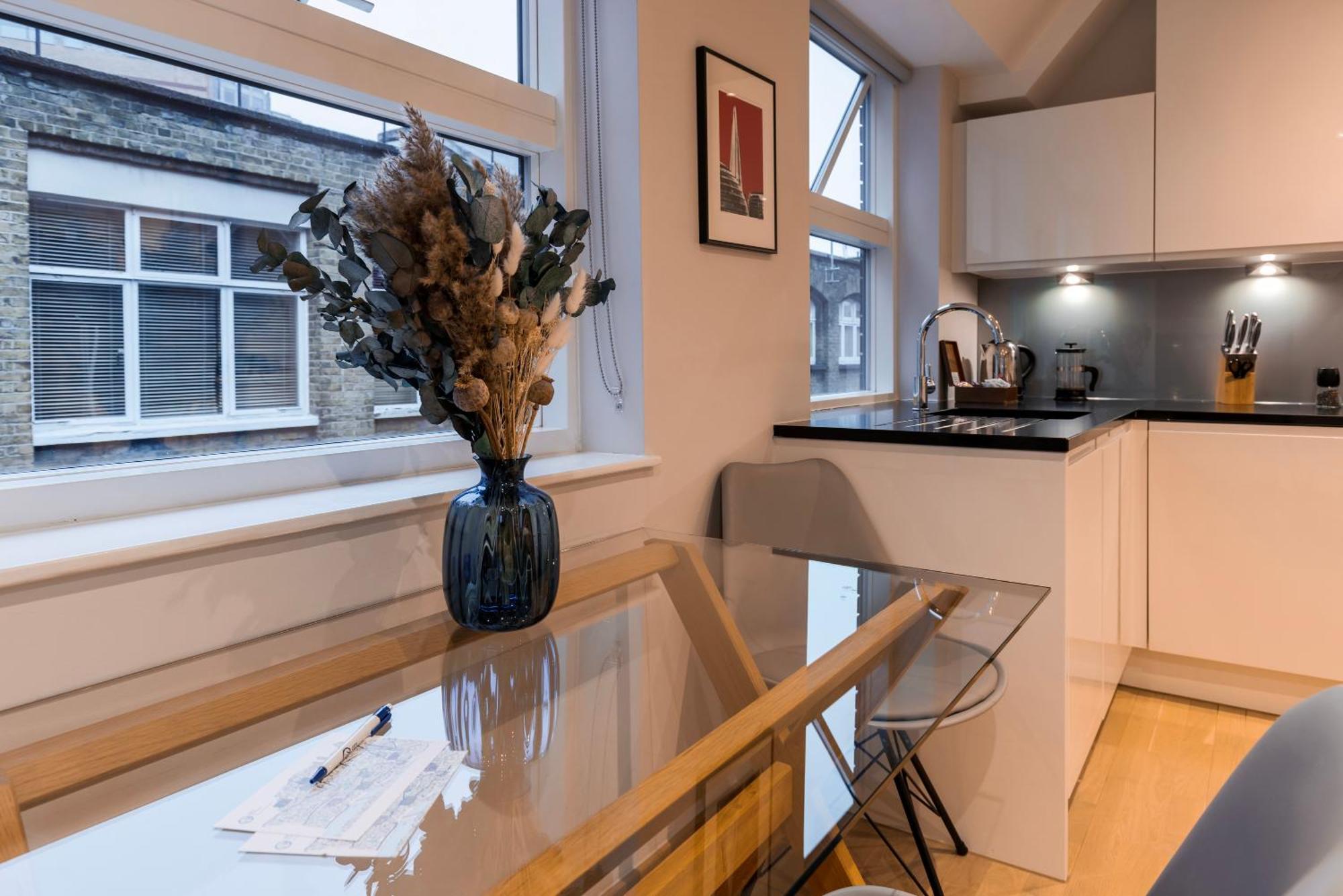 Barbican Serviced Apartments By Lovelystay 伦敦 外观 照片