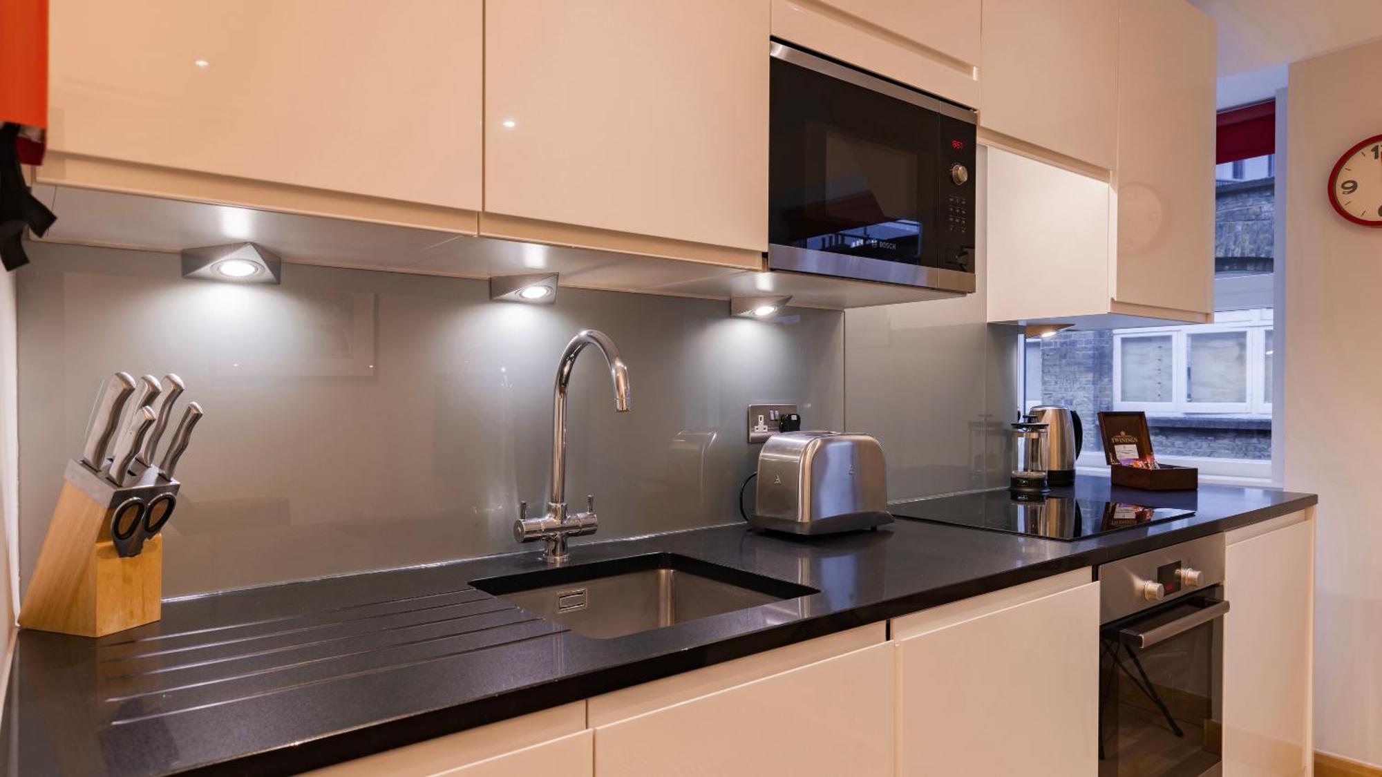 Barbican Serviced Apartments By Lovelystay 伦敦 外观 照片